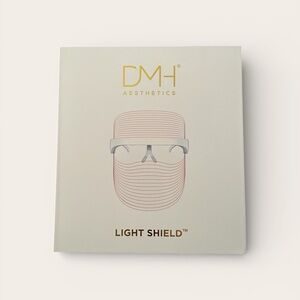 Light Shield Skincare Mask